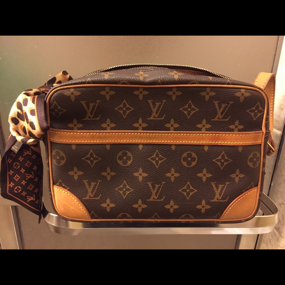 Louis Vuitton Trocadero Crossbody
